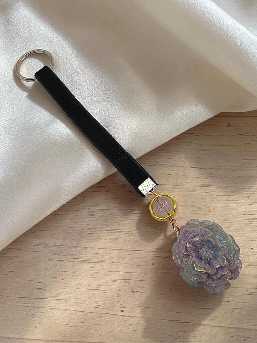 Iridescent Purple Flower Key & Card Holder – Black Velvet Strap Charm